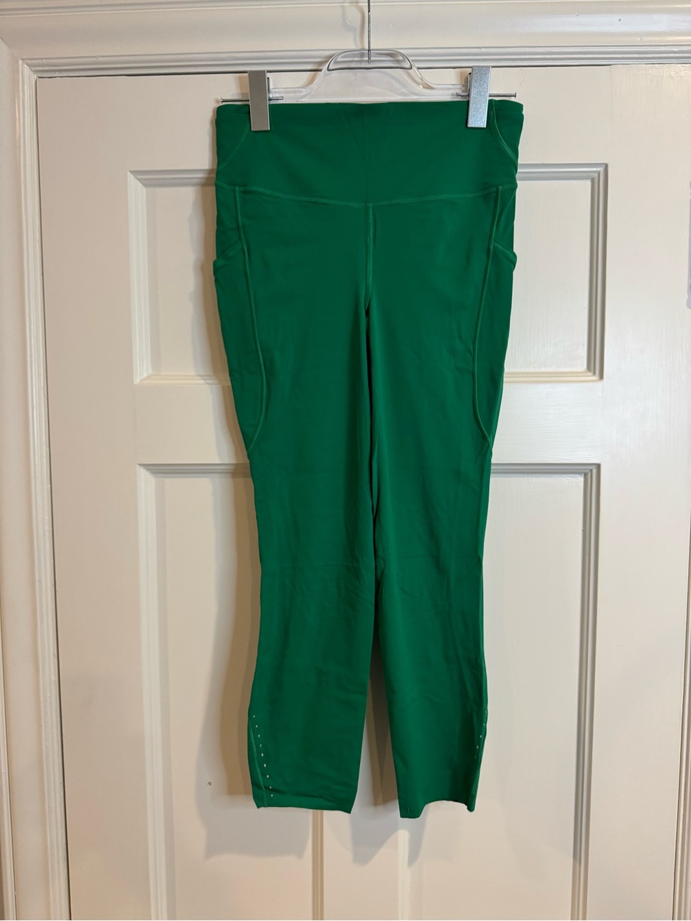 lululemon emerald green athletic leggings
